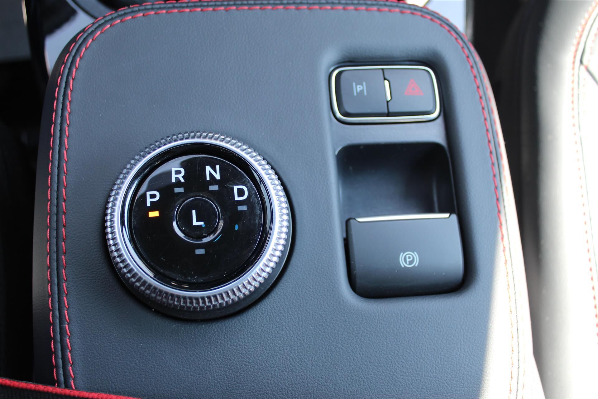 Billede af Ford Mustang Mach-E EL SR Premium AWD 269HK 5d Aut.