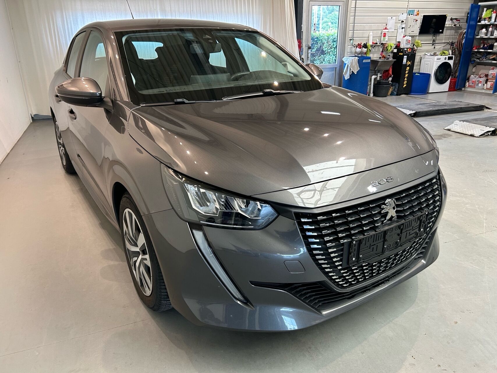 Billede af Peugeot 208 1,2 PureTech Strike 100HK 5d 6g