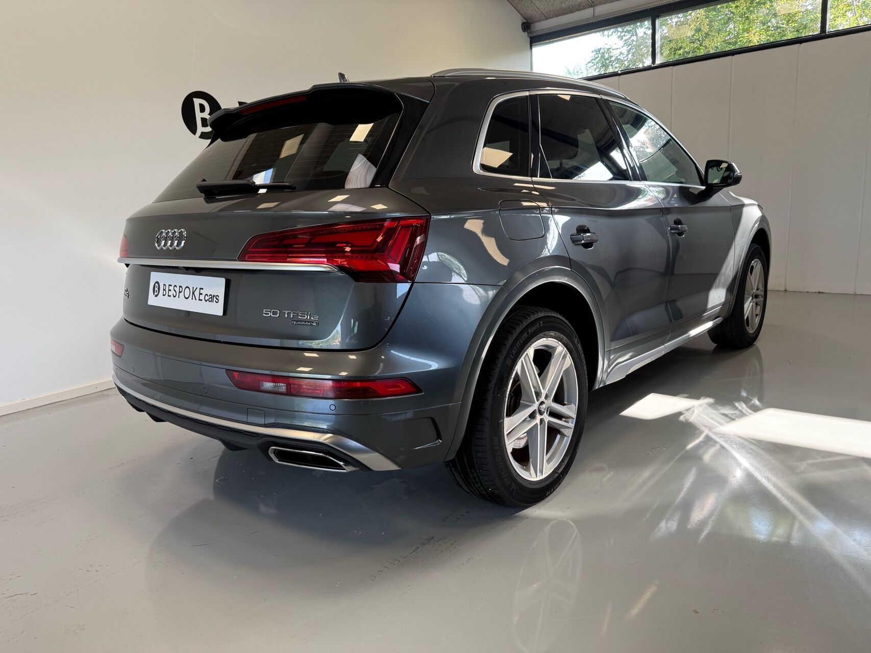 Billede af Audi Q5 2,0 50 TFSI e  Plugin-hybrid S Line Quattro S Tron 299HK 5d 7g Aut.