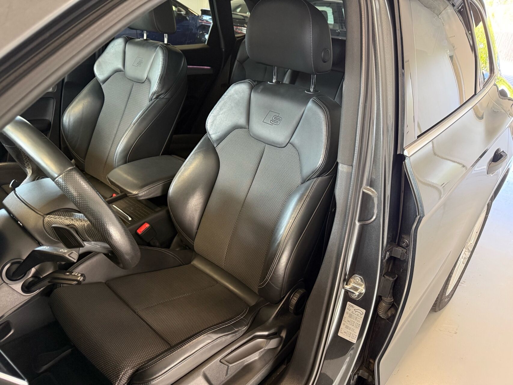 Billede af Audi Q5 2,0 50 TFSI e  Plugin-hybrid S Line Quattro S Tron 299HK 5d 7g Aut.