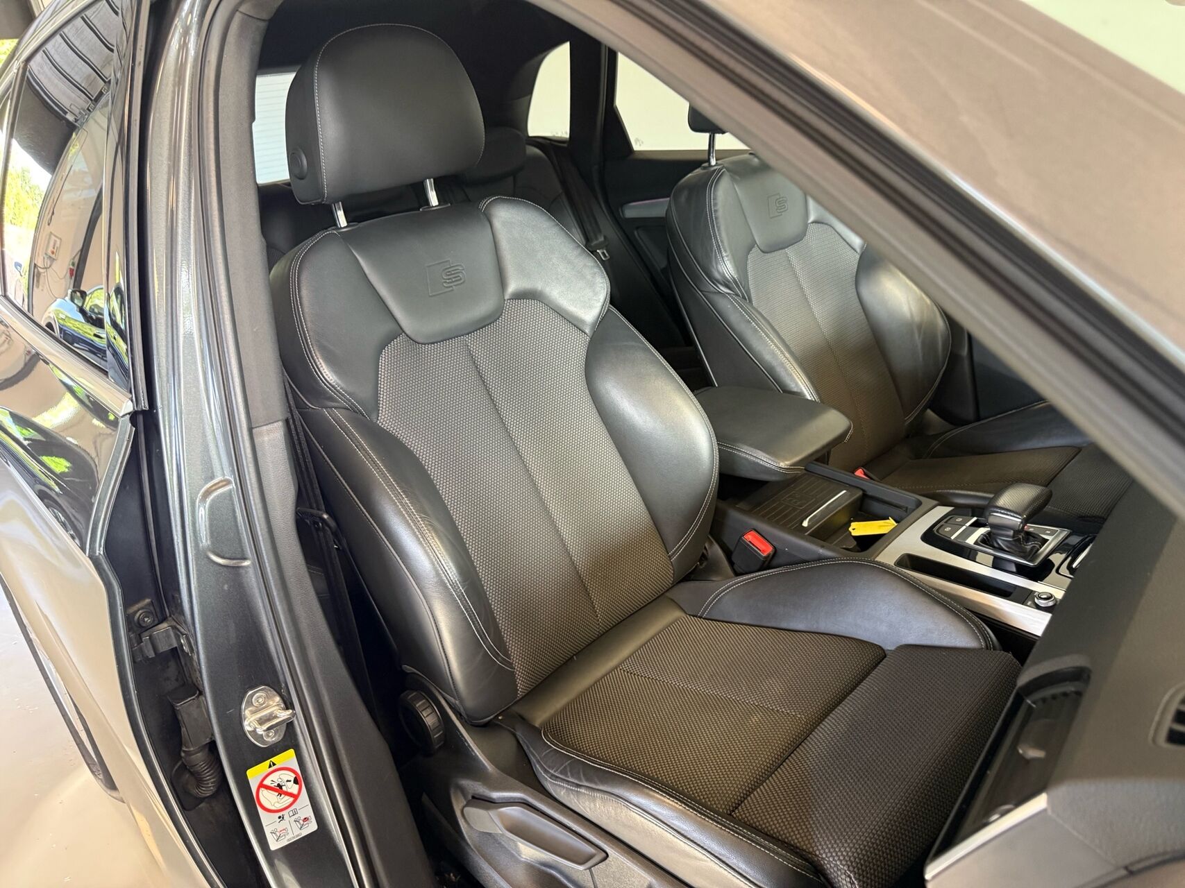 Billede af Audi Q5 2,0 50 TFSI e  Plugin-hybrid S Line Quattro S Tron 299HK 5d 7g Aut.
