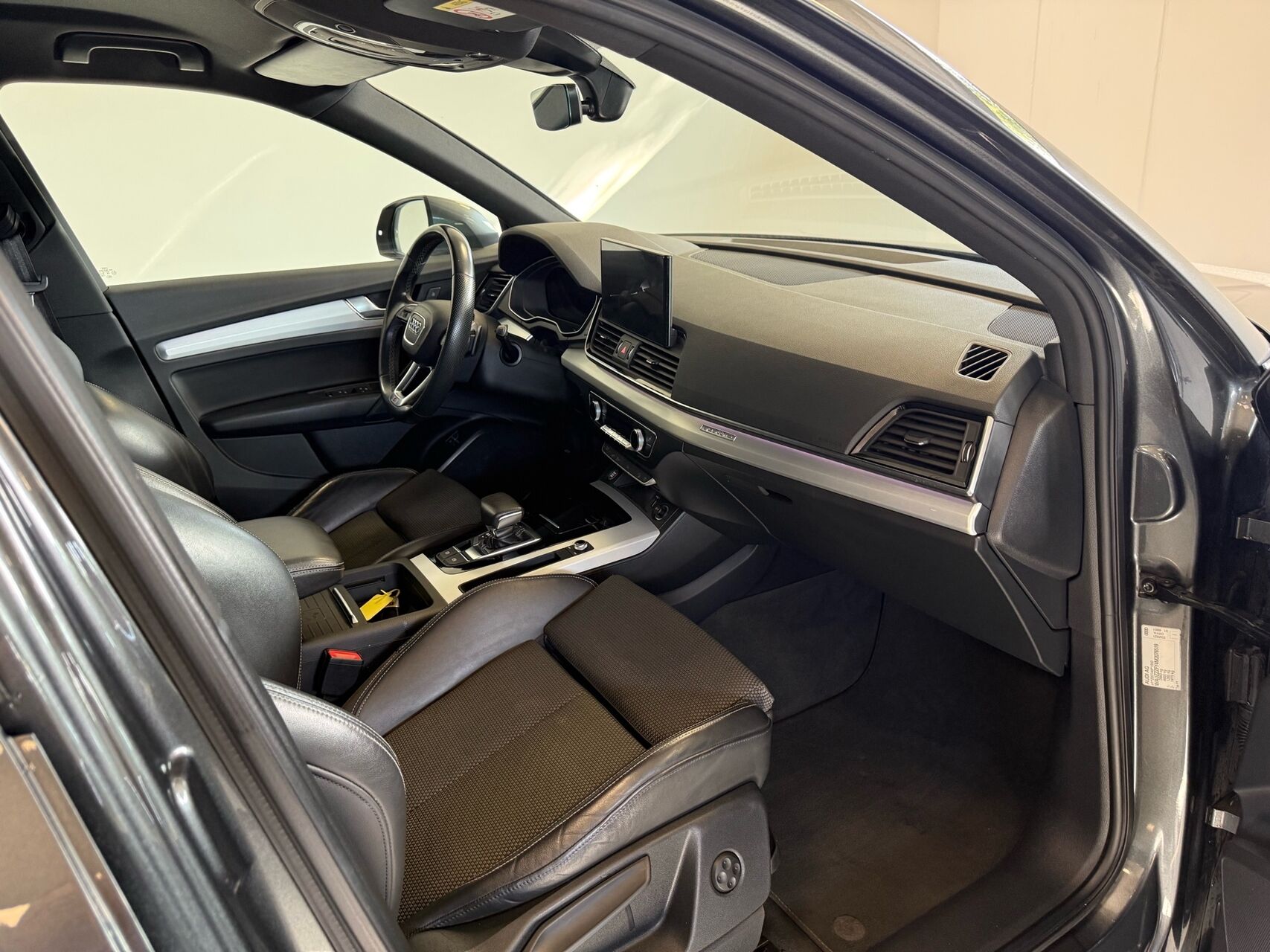 Billede af Audi Q5 2,0 50 TFSI e  Plugin-hybrid S Line Quattro S Tron 299HK 5d 7g Aut.