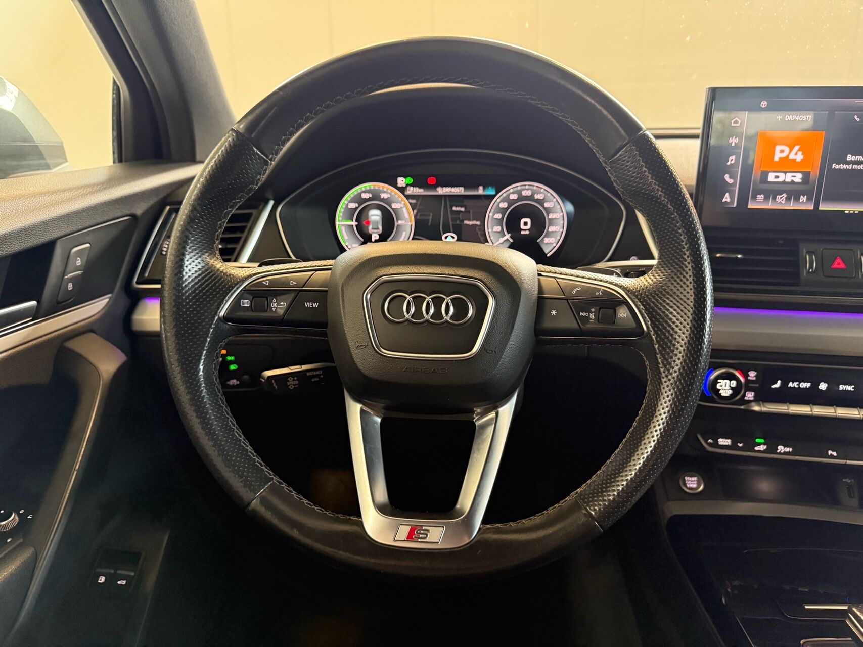 Billede af Audi Q5 2,0 50 TFSI e  Plugin-hybrid S Line Quattro S Tron 299HK 5d 7g Aut.