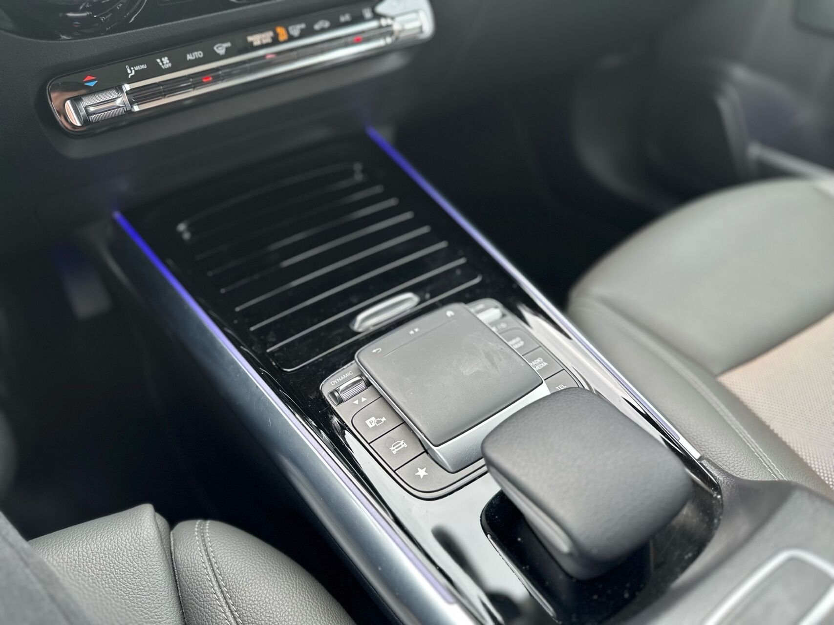 Billede af Mercedes-Benz EQA 250 EL Progressive 190HK 5d Aut.