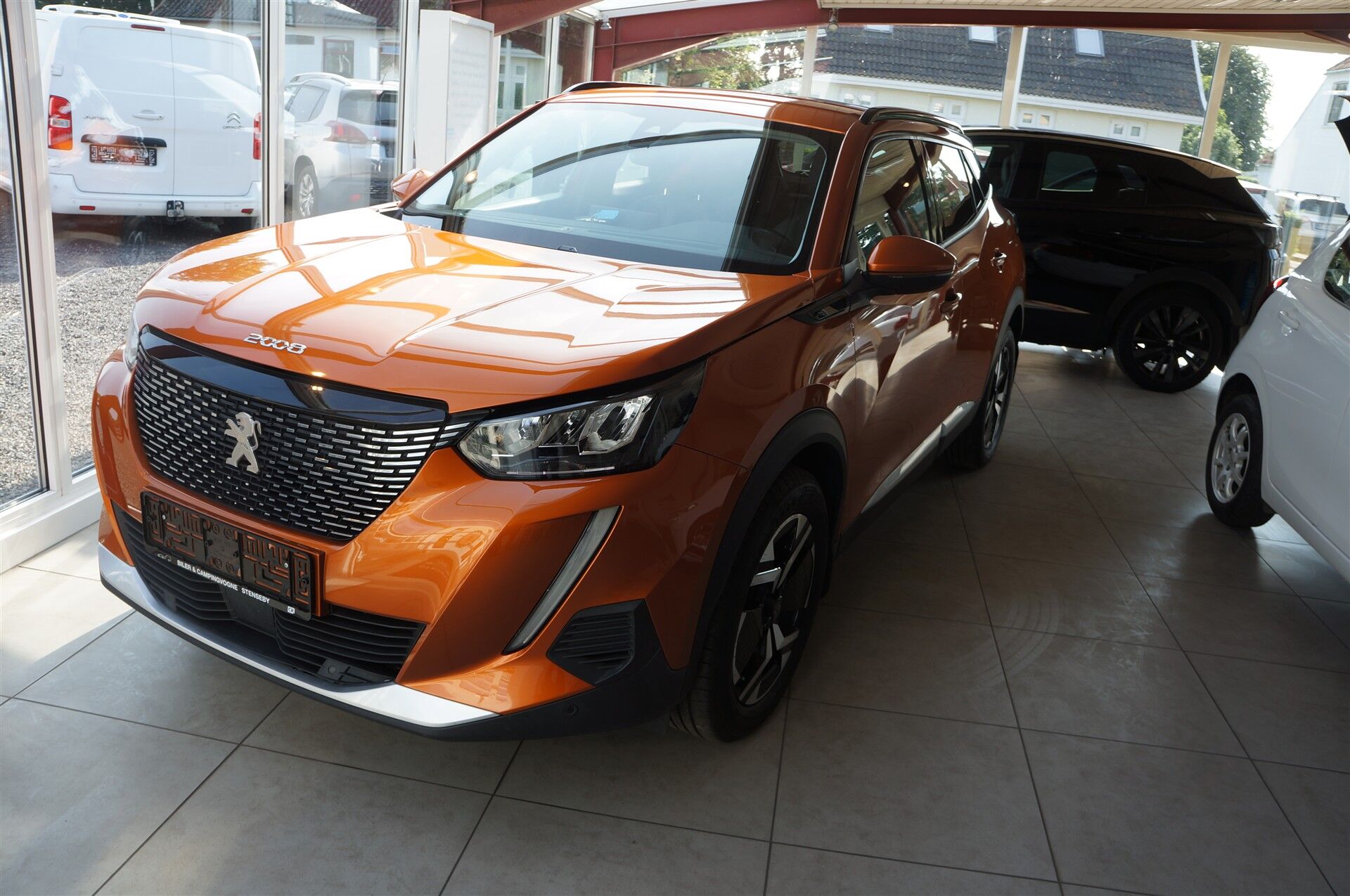 Billede af Peugeot 2008 1,2 PureTech Edition 210+ EAT8 130HK 5d 8g Aut.