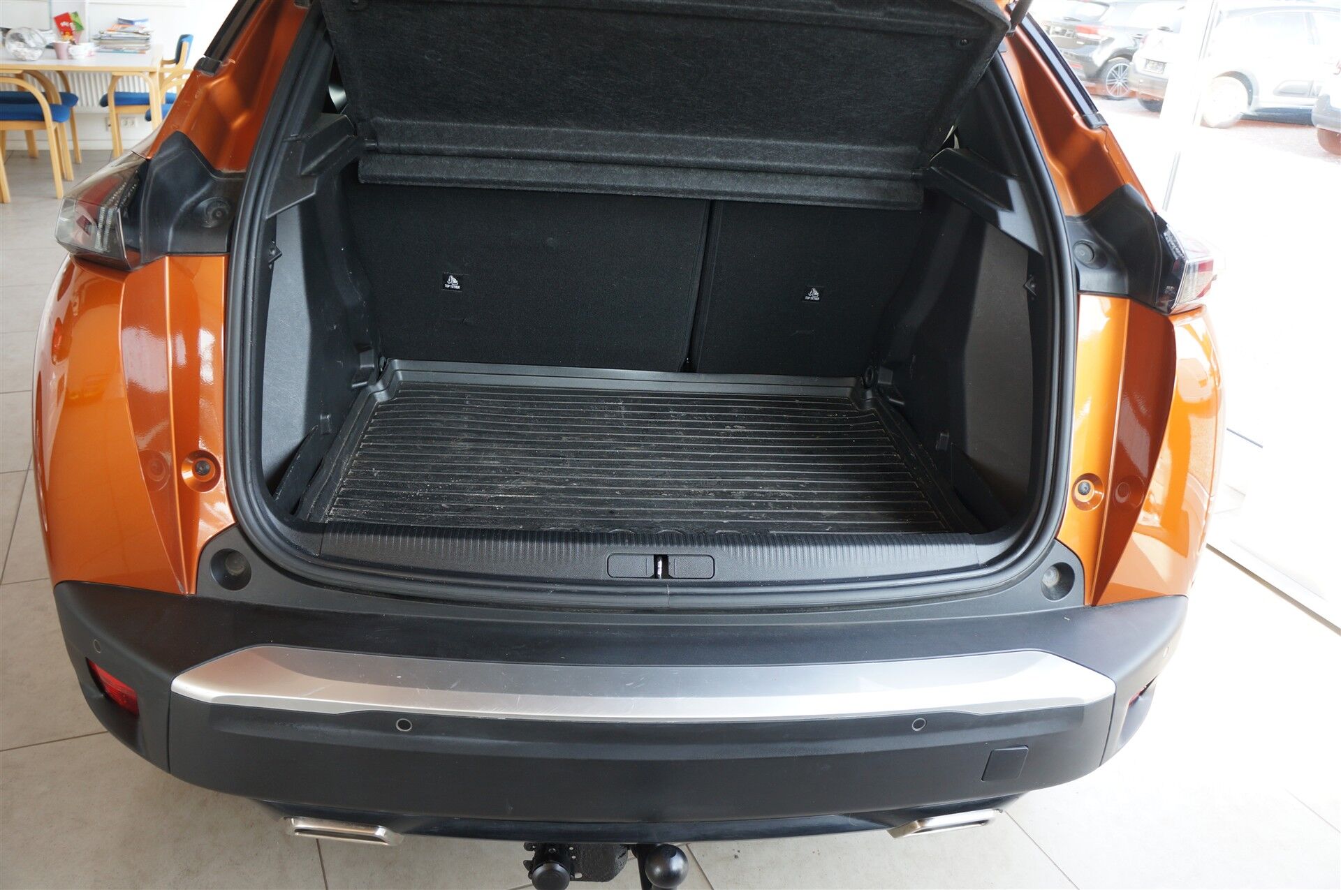 Billede af Peugeot 2008 1,2 PureTech Edition 210+ EAT8 130HK 5d 8g Aut.