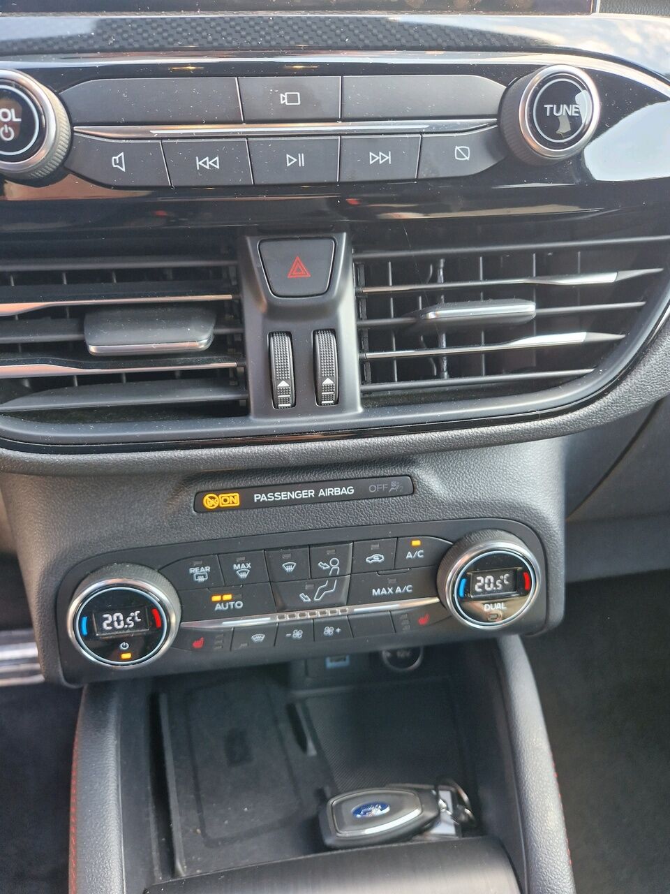 Billede af Ford Kuga 2,5 Plugin-hybrid ST-Line X CVT 225HK 5d Trinl. Gear