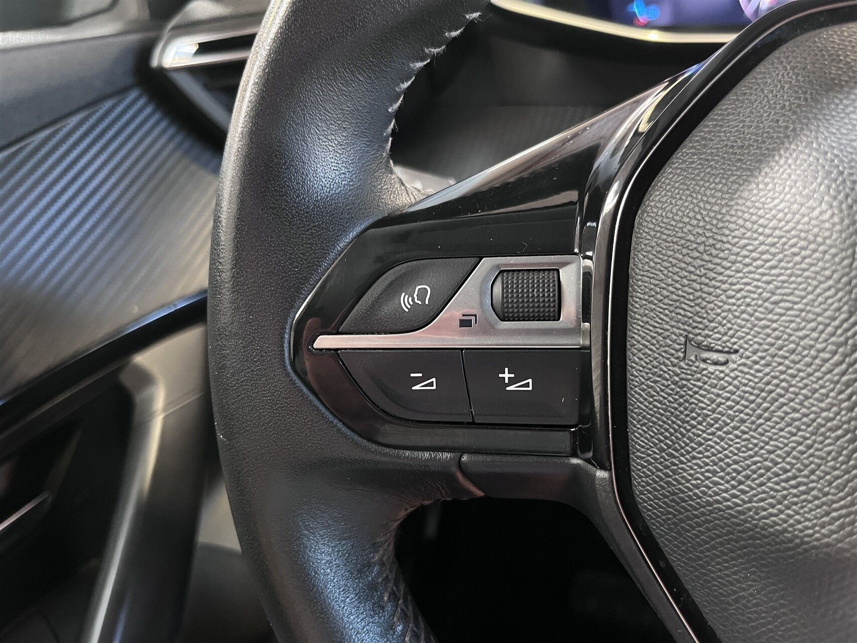 Billede af Peugeot 2008 1,2 PureTech Allure Pack 130HK 5d