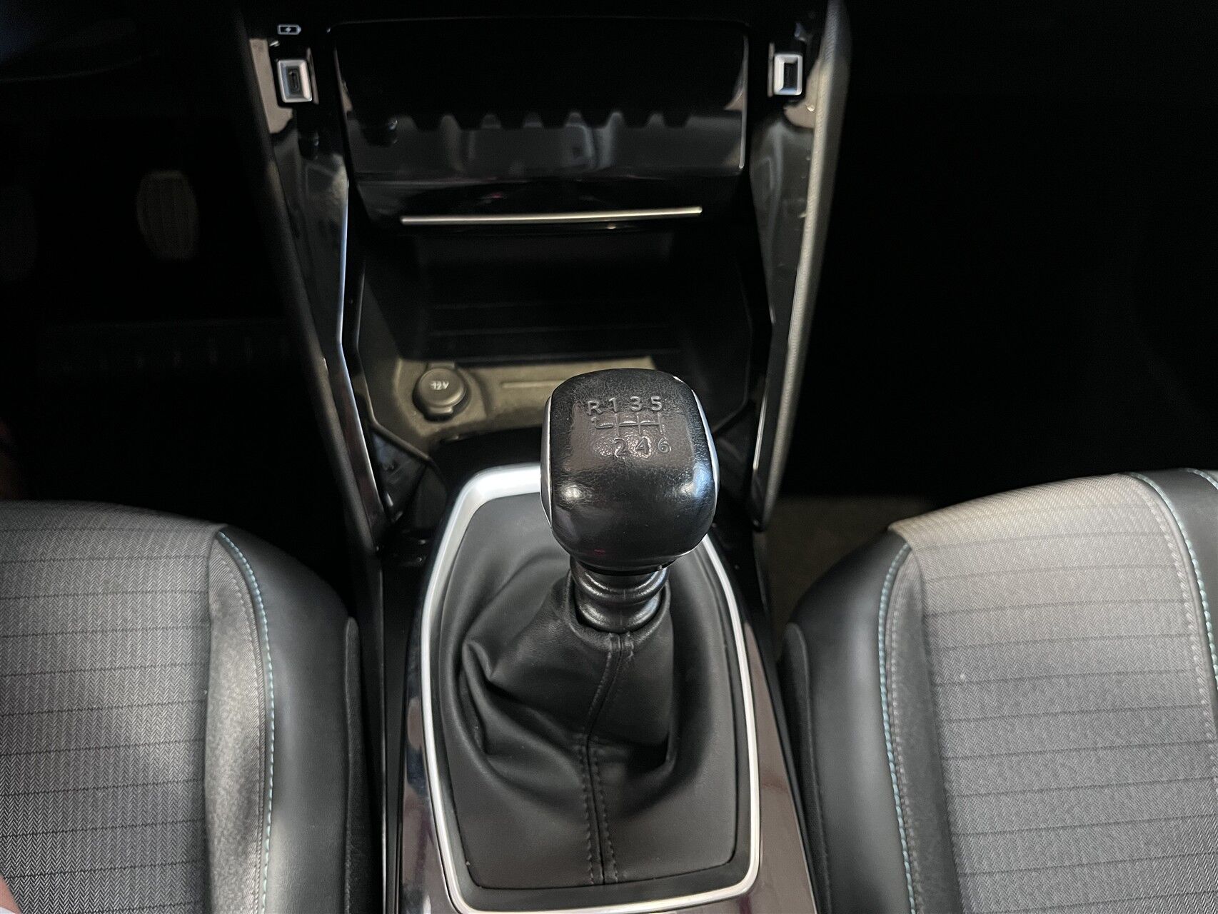 Billede af Peugeot 2008 1,2 PureTech Allure Pack 130HK 5d