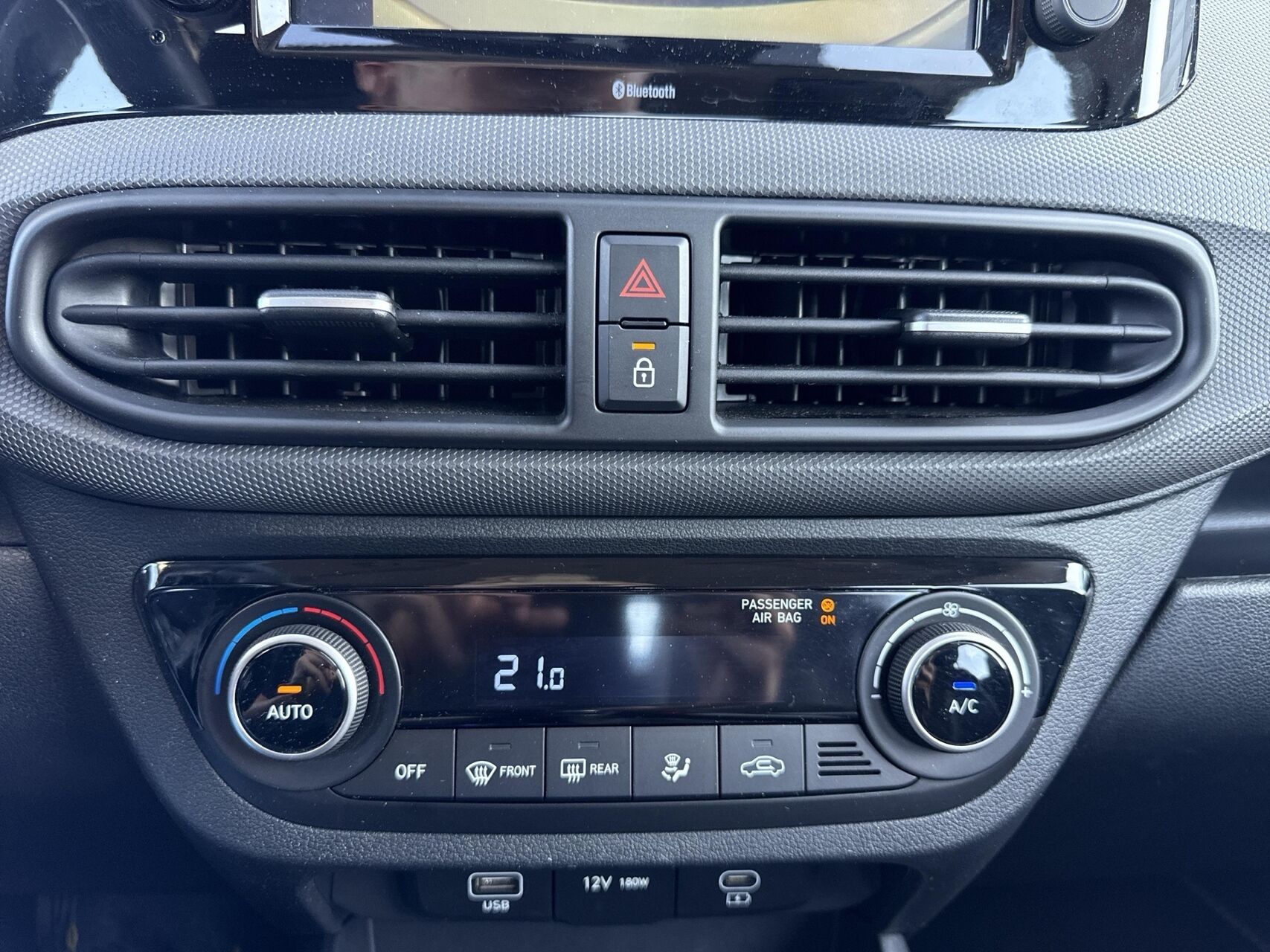 Billede af Hyundai i10 1,0 Advanced AMT 67HK 5d Aut.