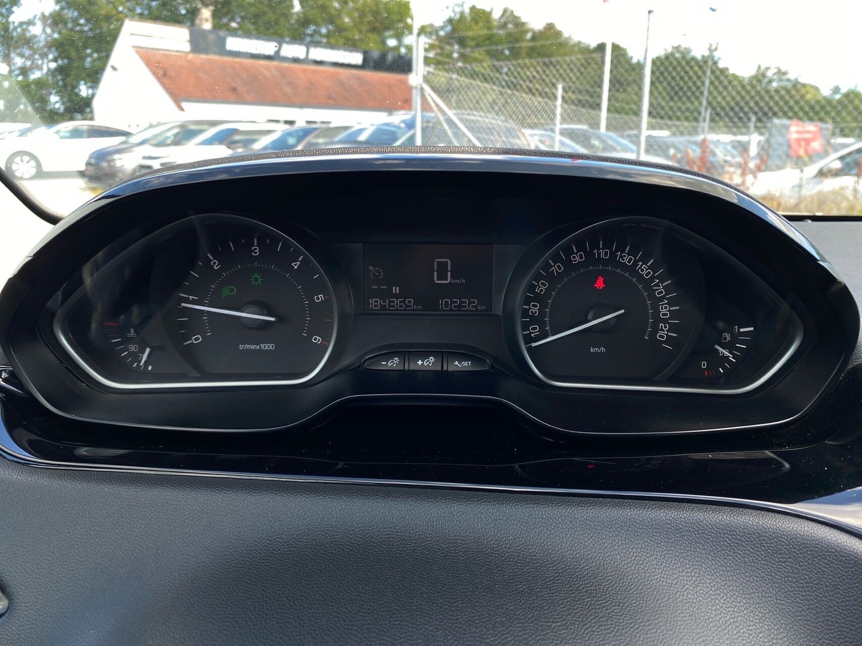 Billede af Peugeot 208 1,5 BlueHDi Like Sky 100HK 5d