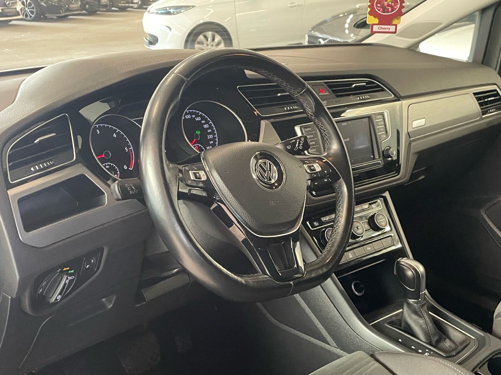Billede af VW Touran 2,0 TDI BMT SCR Comfortline DSG 150HK 6g Aut.