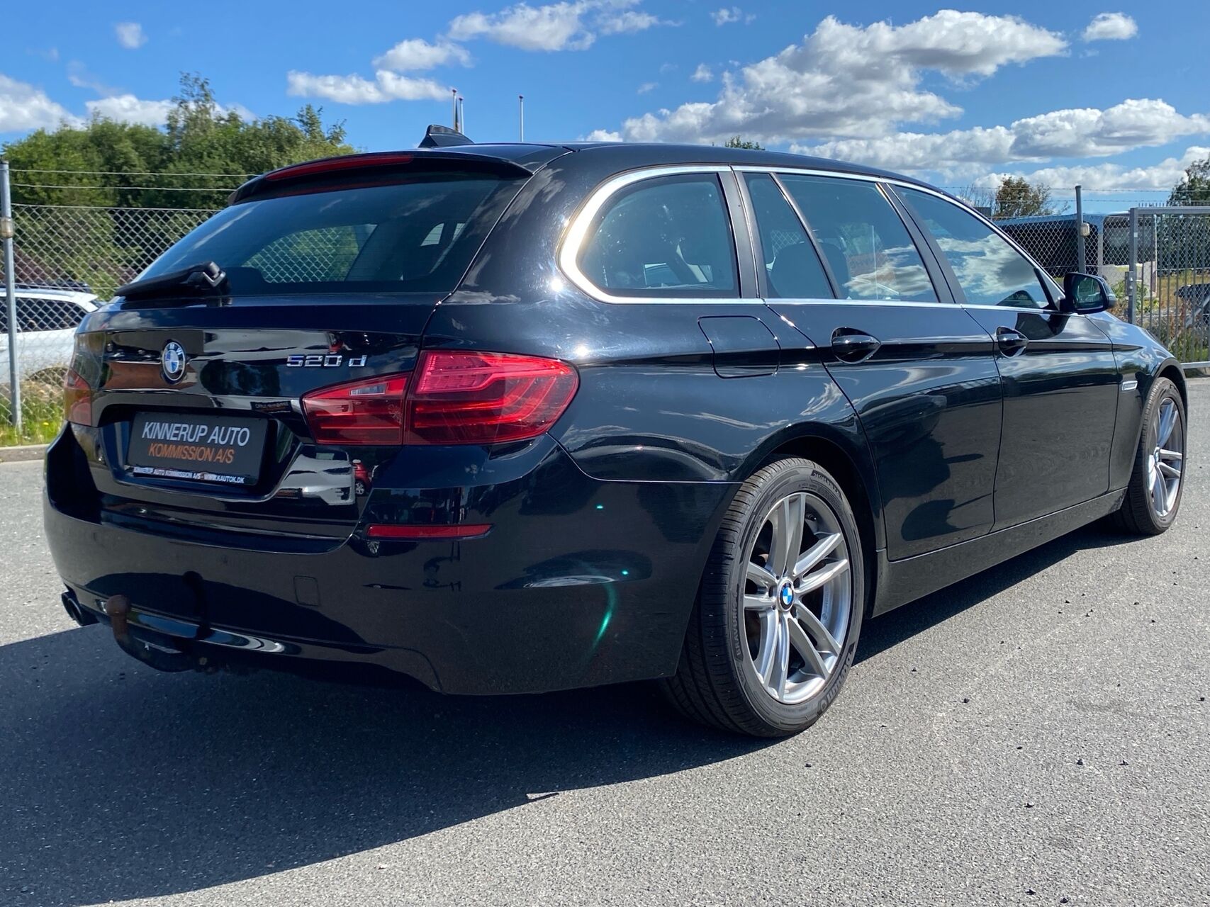 Billede af BMW 520d Touring 2,0 D Steptronic 190HK Stc 8g Aut.