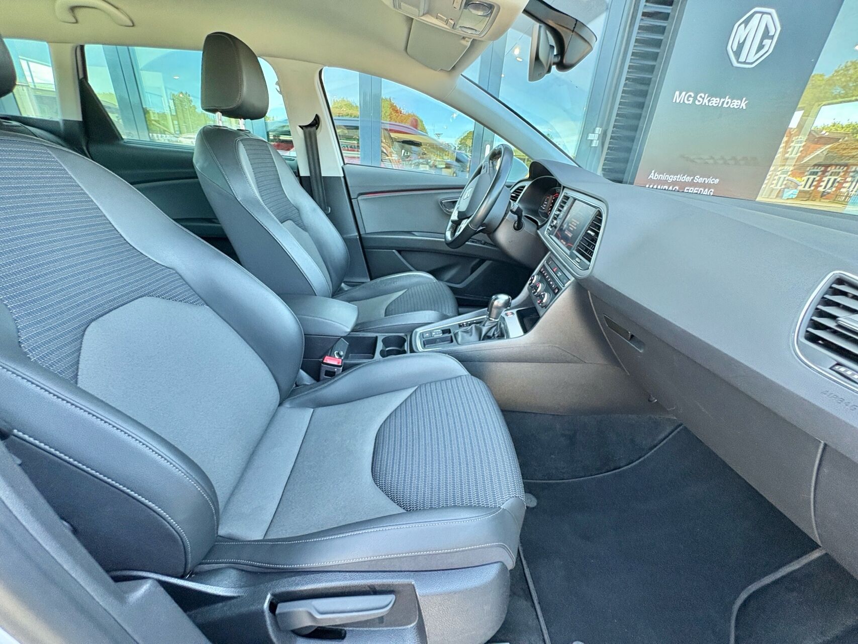 Billede af Seat Leon Sportstourer 1,5 TSI Xcellence DSG 150HK Stc 7g Aut.