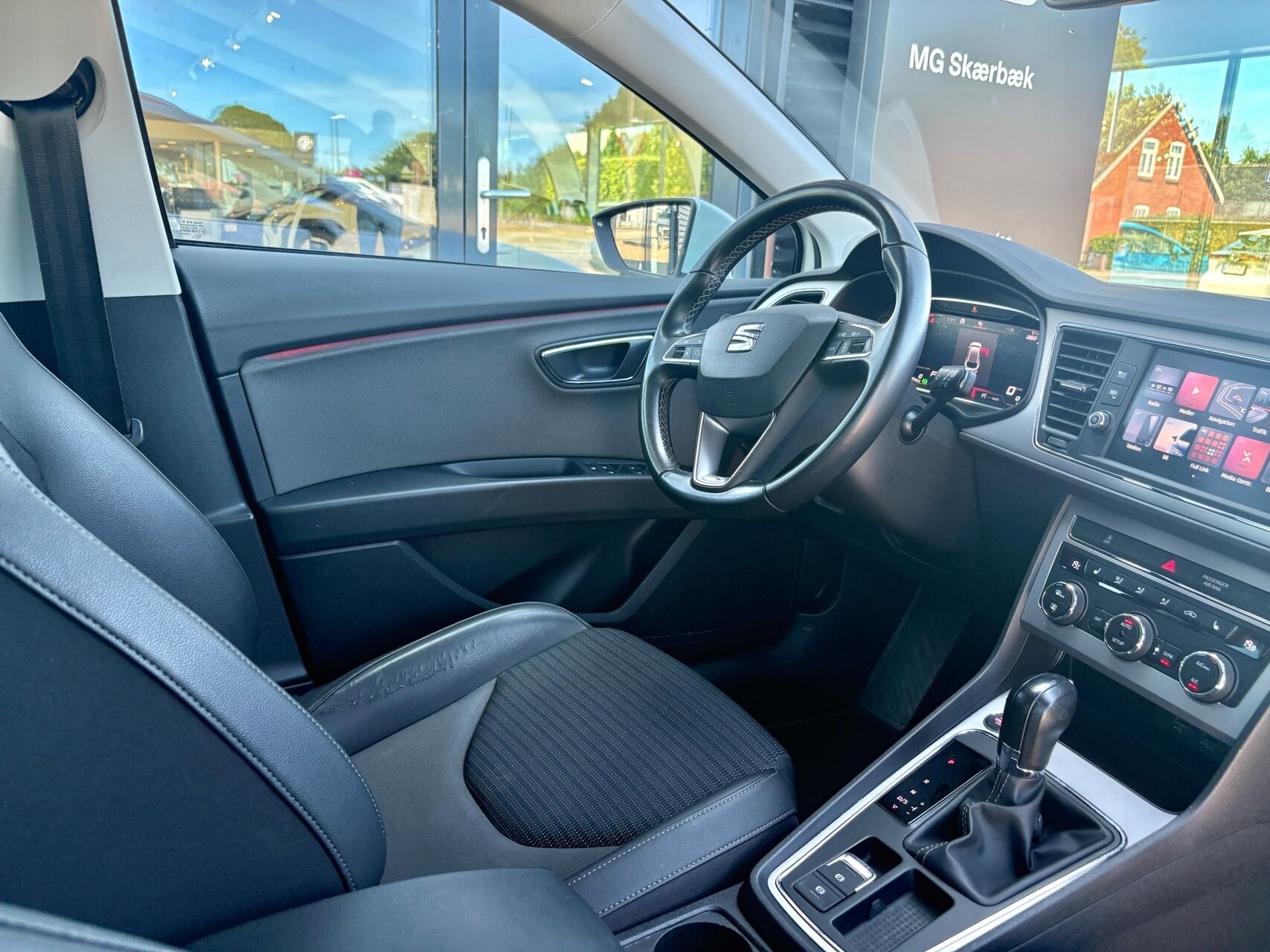 Billede af Seat Leon Sportstourer 1,5 TSI Xcellence DSG 150HK Stc 7g Aut.