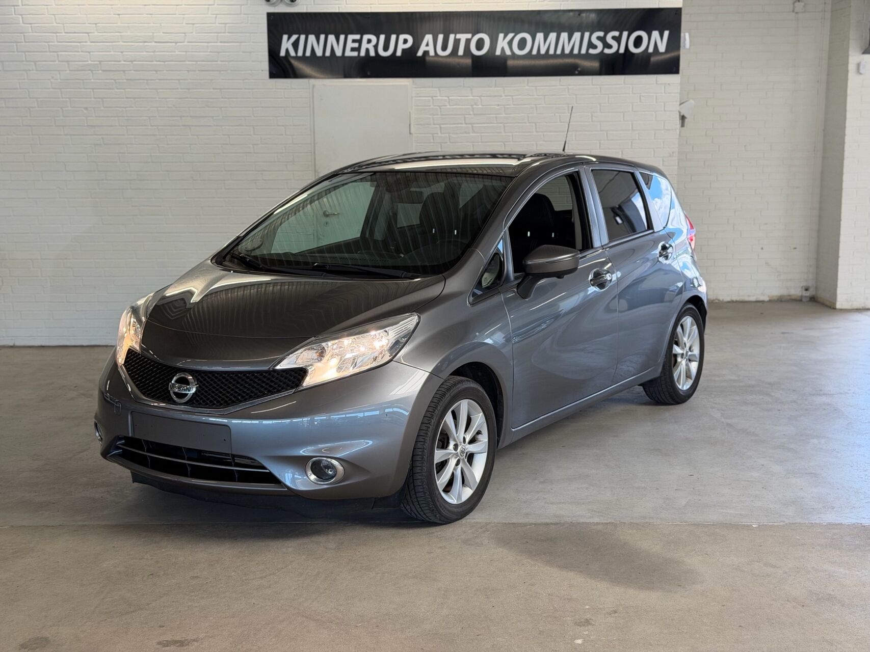 Billede af Nissan Note 1,2 Acenta Family Pack CVT 98HK 5d Trinl. Gear