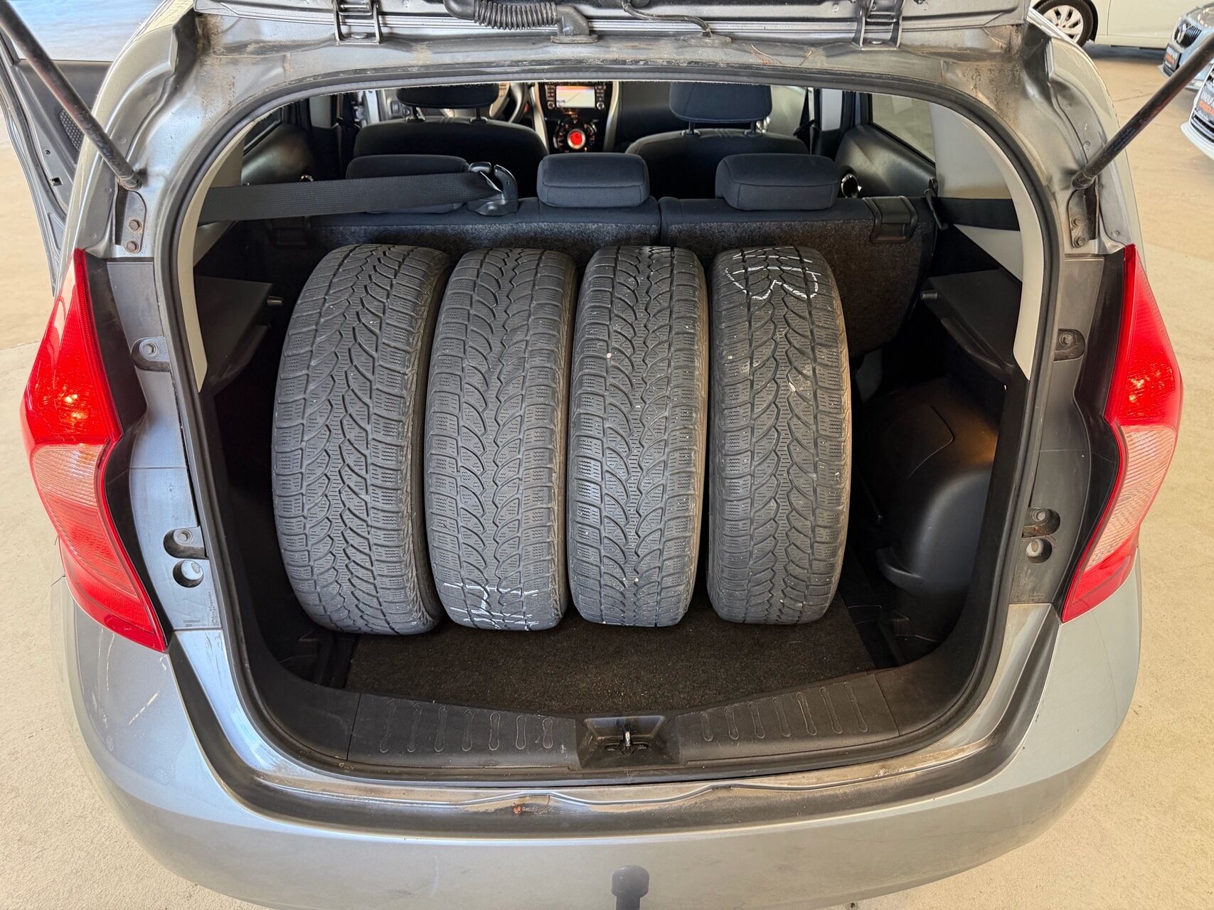Billede af Nissan Note 1,2 Acenta Family Pack CVT 98HK 5d Trinl. Gear