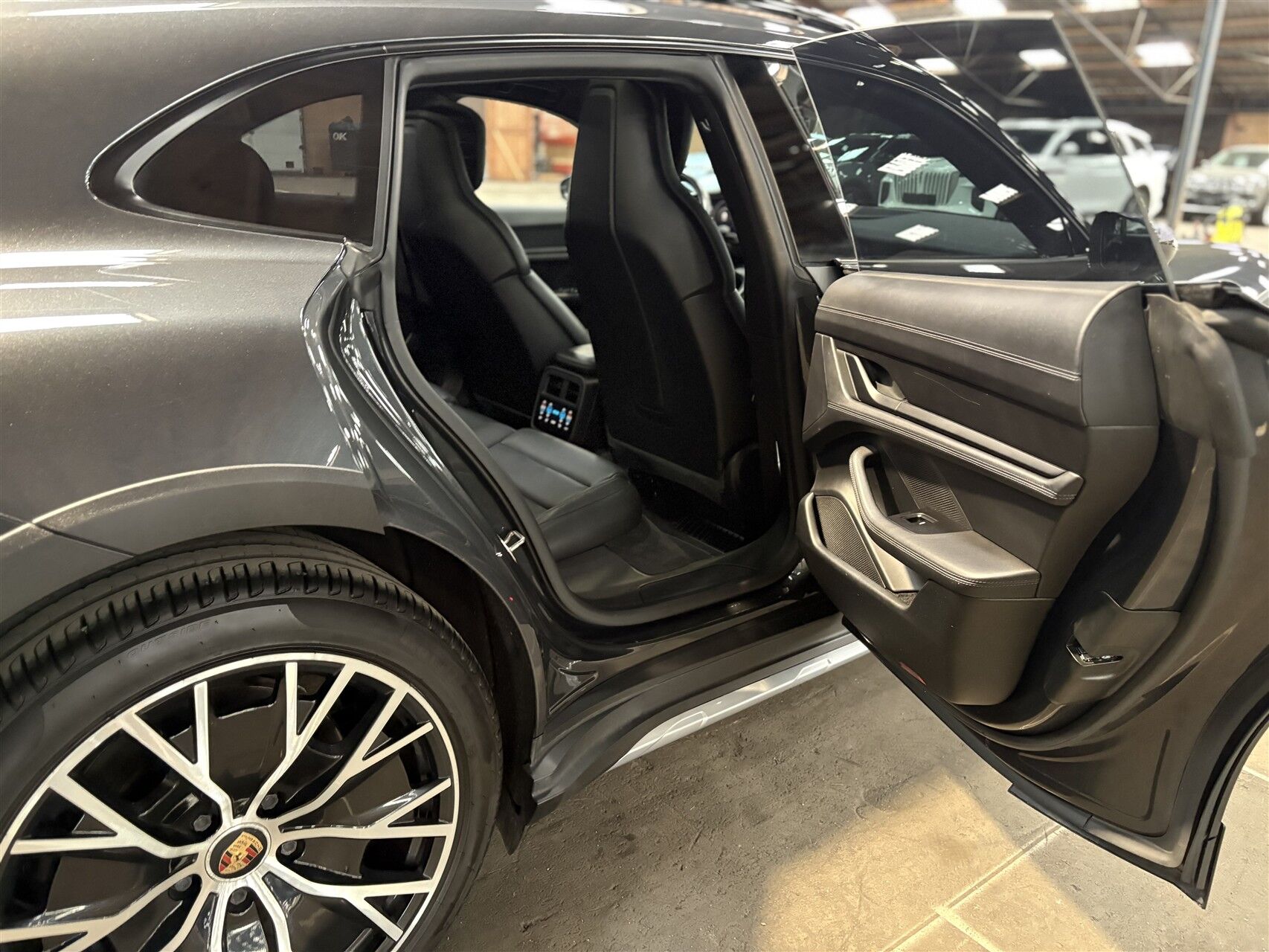 Billede af Porsche Taycan 4 Cross Turismo EL 4x4 435HK Stc Aut.