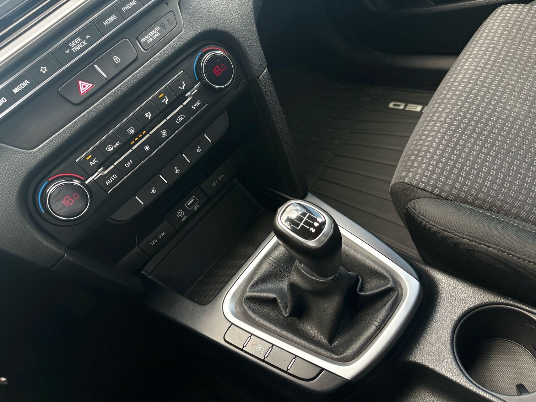 Billede af Kia Ceed 1,4 T-GDI Attraction 140HK 5d 6g