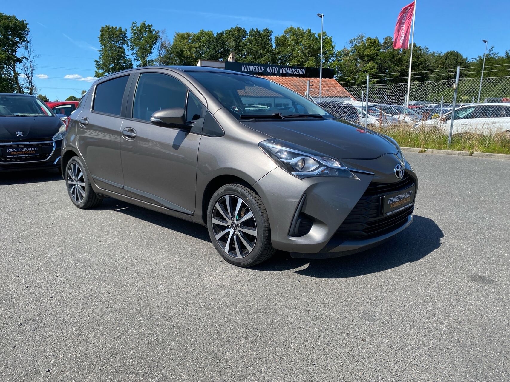 Billede af Toyota Yaris 1,0 VVT-I T2 69HK 5d
