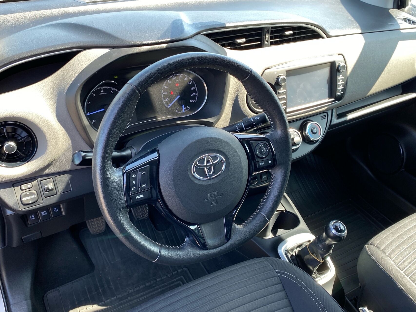 Billede af Toyota Yaris 1,0 VVT-I T2 69HK 5d