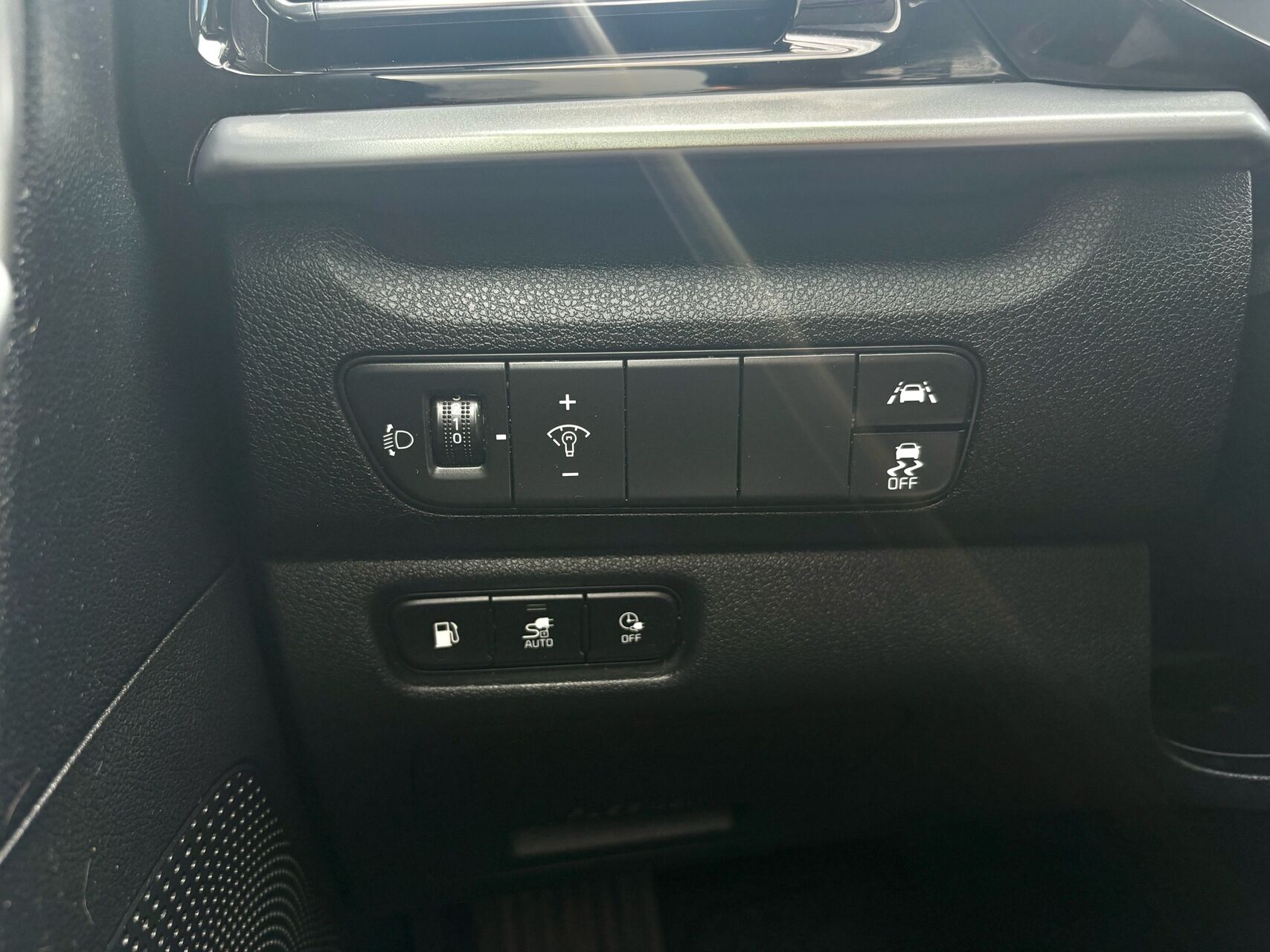 Billede af Kia Niro 1,6 GDI PHEV  Plugin-hybrid Comfort DCT 141HK 5d 6g Aut.
