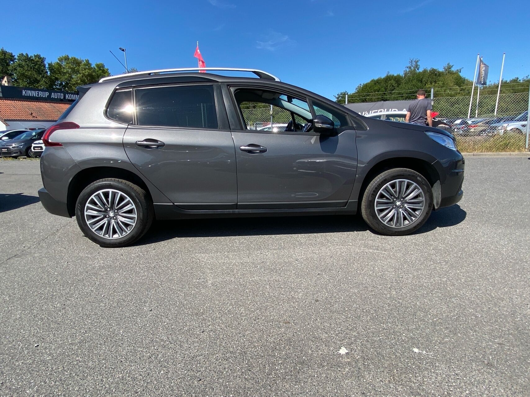 Billede af Peugeot 2008 1,2 e-Vti Active Connect ESG 82HK Aut.