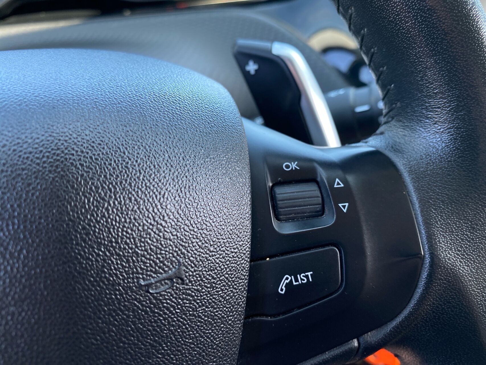 Billede af Peugeot 2008 1,2 e-Vti Active Connect ESG 82HK Aut.