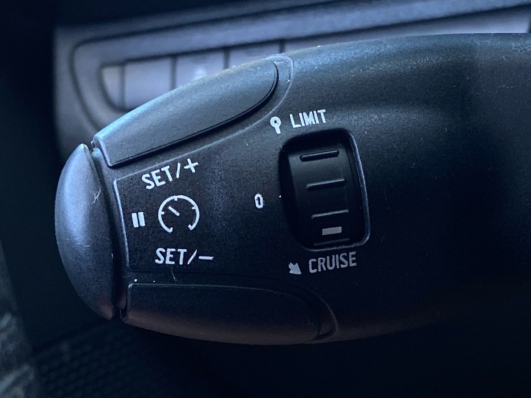 Billede af Peugeot 2008 1,2 e-Vti Active Connect ESG 82HK Aut.