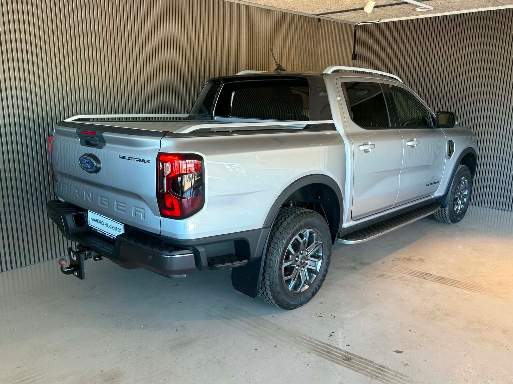 Billede af Ford Ranger Double Cab 3,0 EcoBlue Wildtrak e-4WD 240HK Pick-Up 10g Aut.
