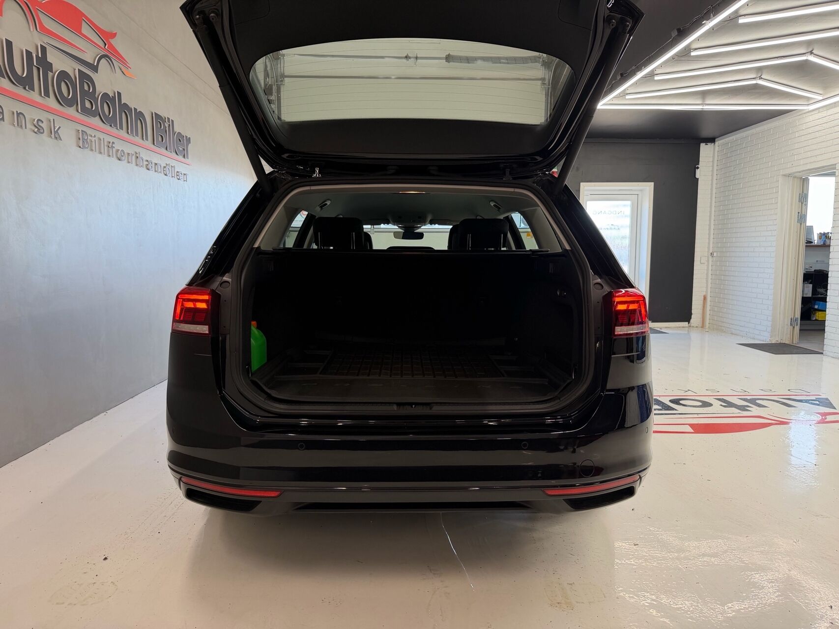 Billede af VW Passat Variant 2,0 TDI SCR Business Plus Pro DSG 150HK Stc 7g Aut.