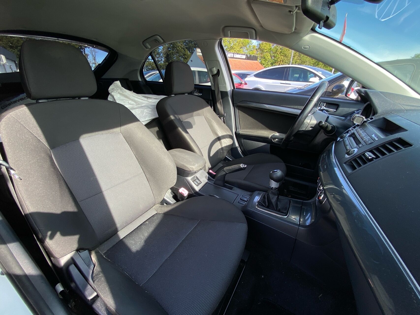 Billede af Mitsubishi Lancer 1,8 Invite 143HK