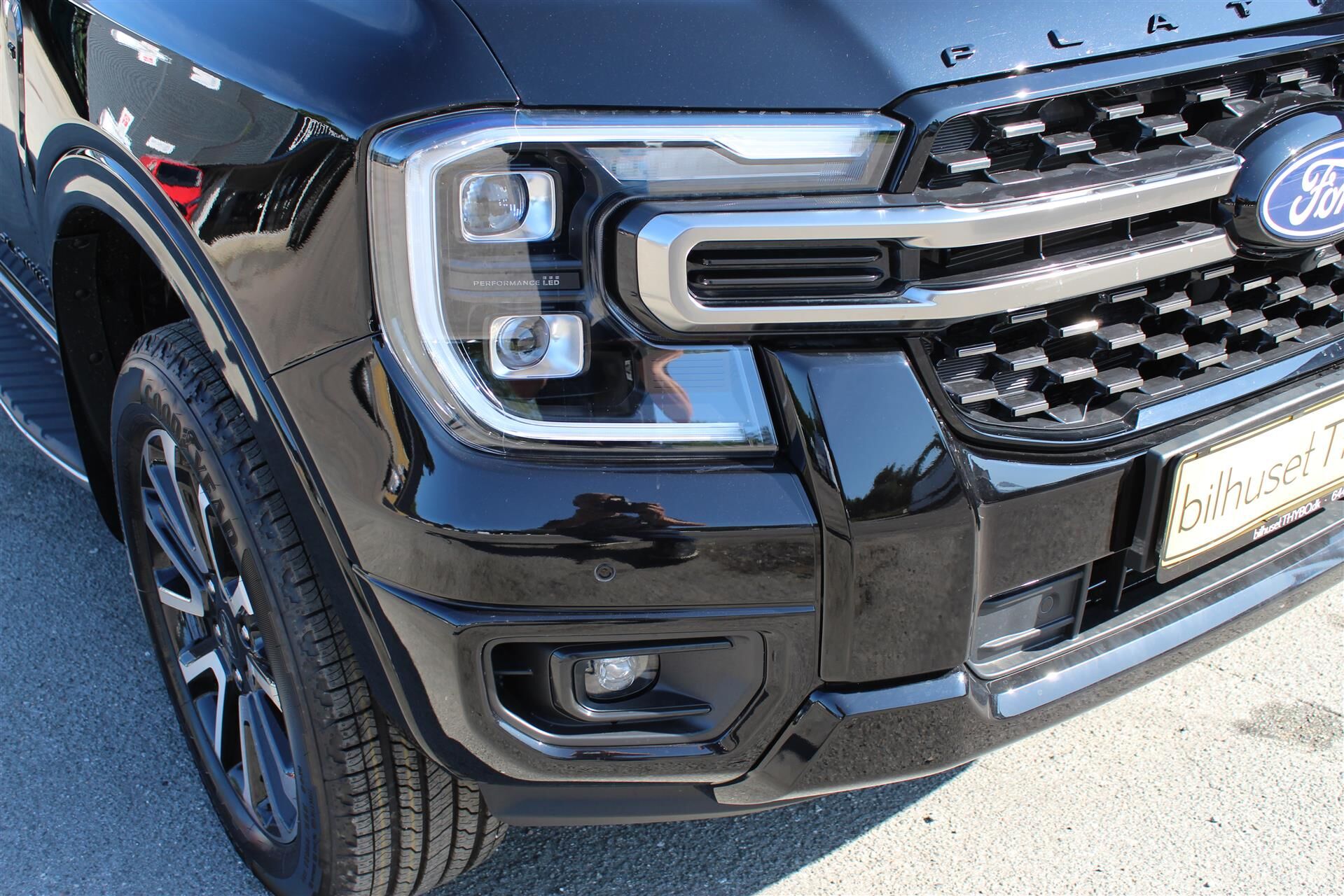 Billede af Ford Ranger Double Cab 3,0 EcoBlue Platinum e-4WD 240HK Pick-Up 10g Aut.