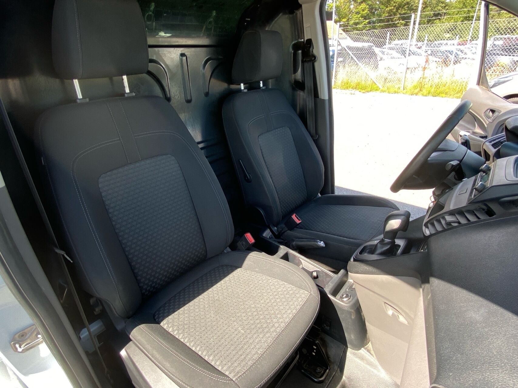 Billede af Ford Transit Connect Kort 1,5 EcoBlue Trend 120HK Van 8g Aut.