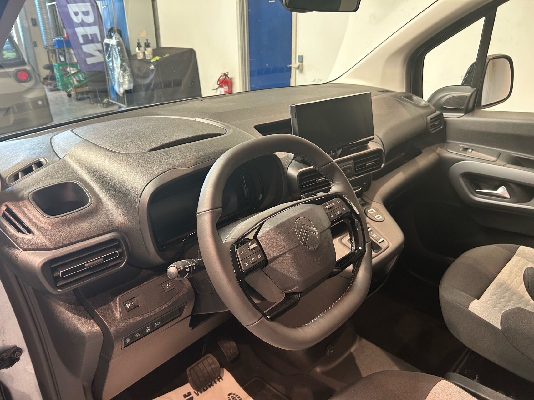 Billede af Citroën e-Berlingo EL VTR Sport XL 136HK Aut.