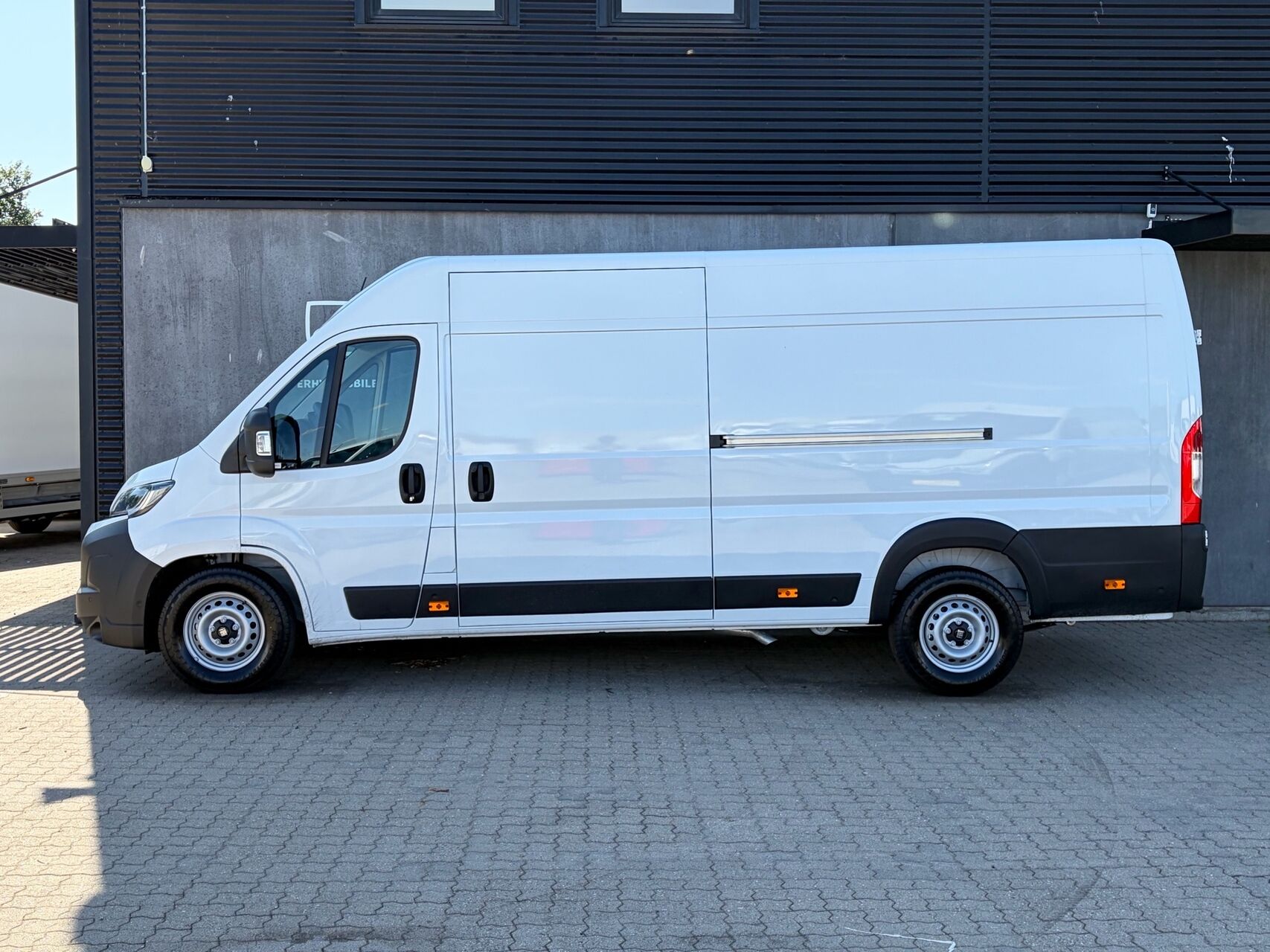 Billede af Fiat Ducato 35M L4H2 2,2 Multijet Comfort 180HK Van 8g Aut.