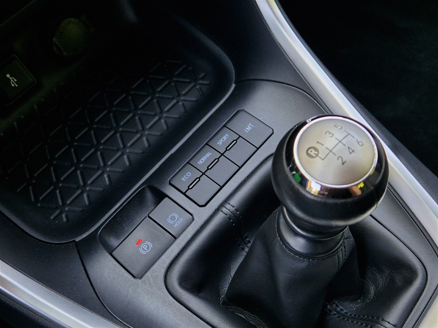 Billede af Toyota RAV4 2,0 T2 175HK 5d 6g