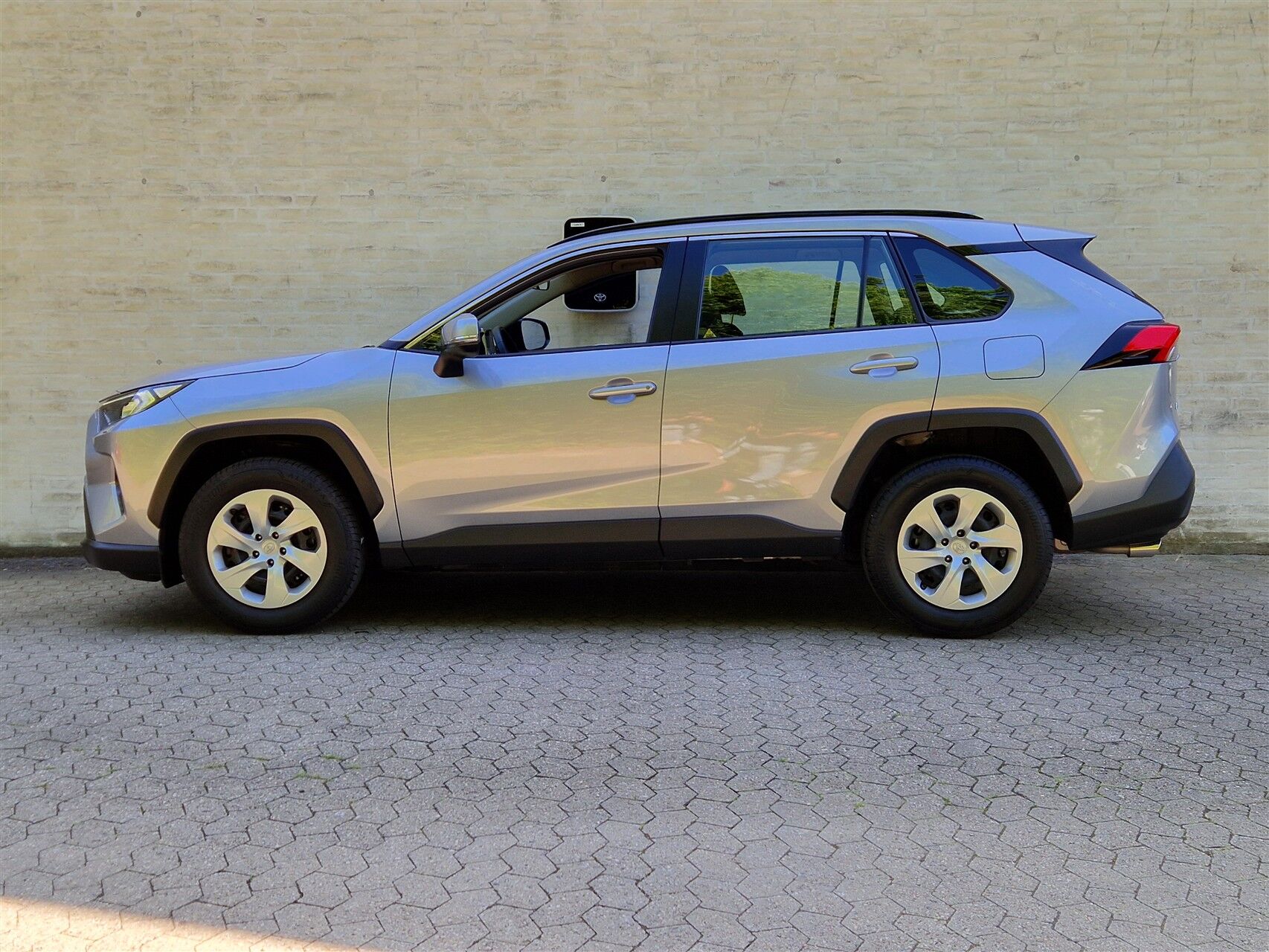 Billede af Toyota RAV4 2,0 T2 175HK 5d 6g