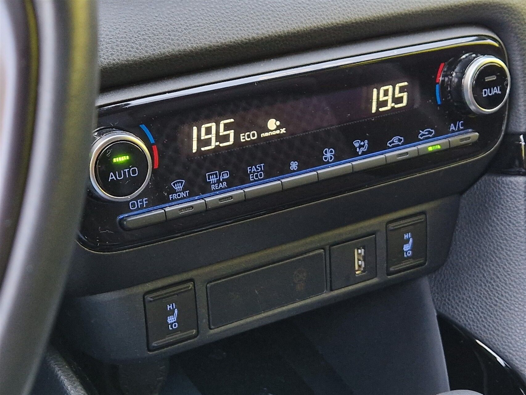 Billede af Toyota Yaris 1,5 Hybrid Style 116HK 5d Trinl. Gear