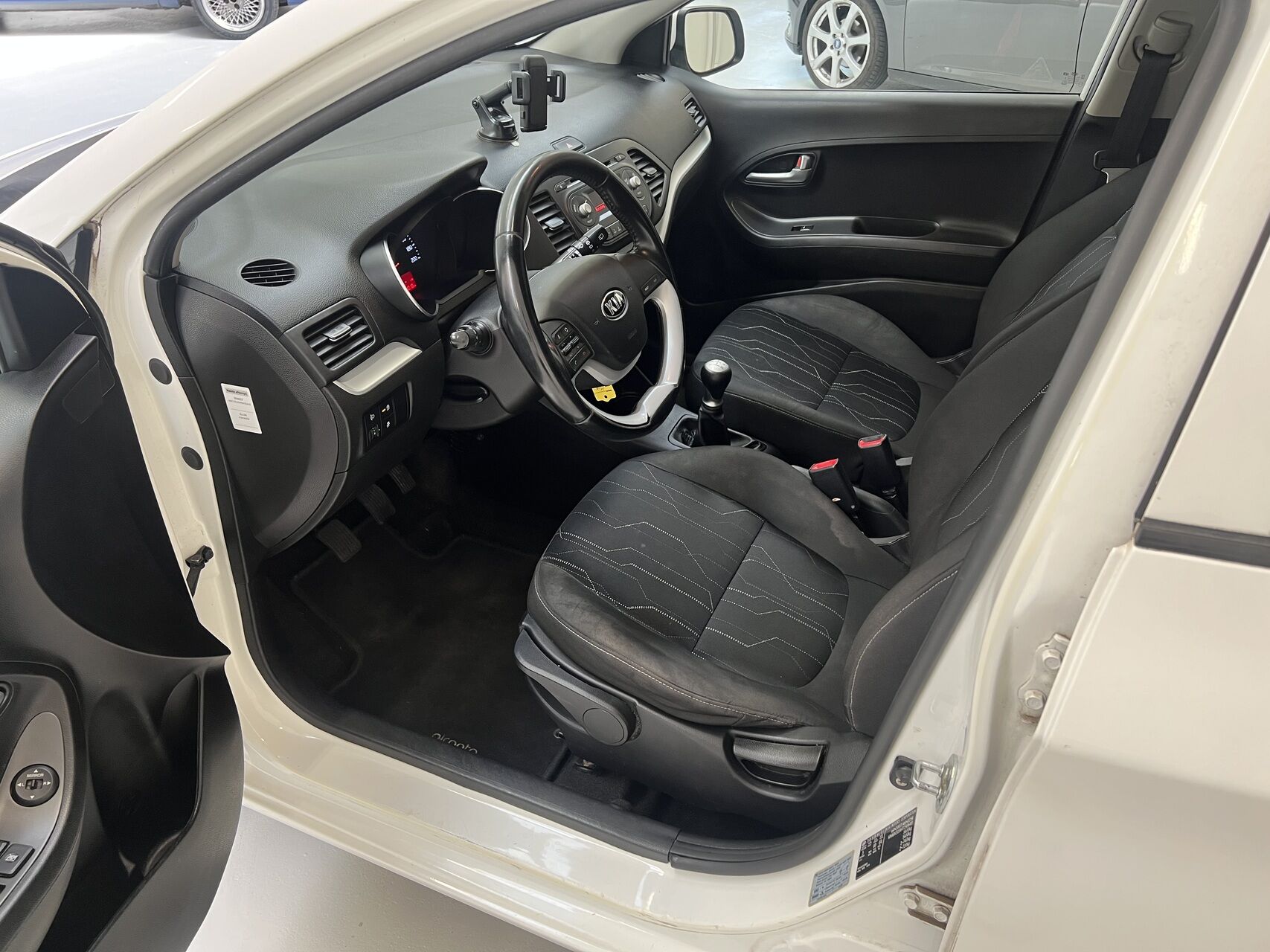 Billede af Kia Picanto 1,0 MPI Attraction 66HK 5d