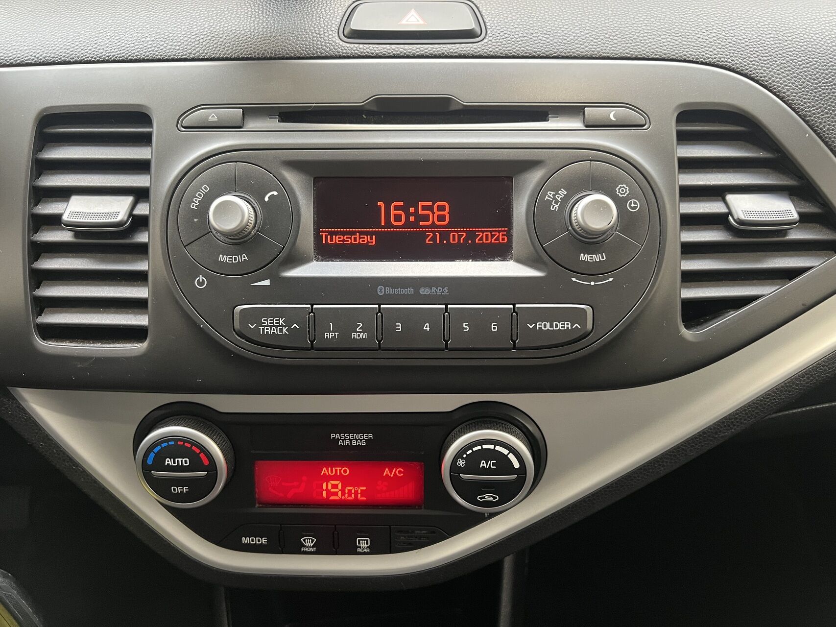 Billede af Kia Picanto 1,0 MPI Attraction 66HK 5d