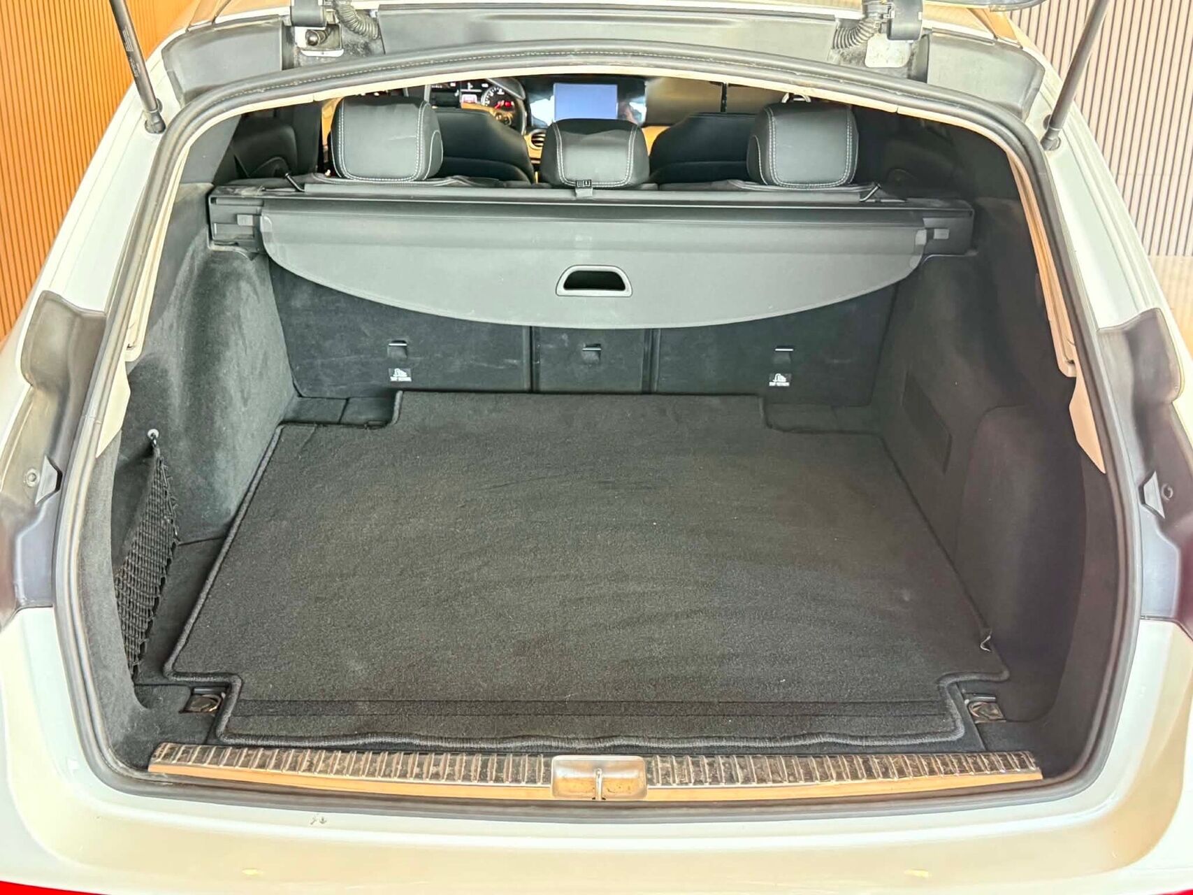 Billede af Mercedes-Benz E220 d T 2,0 D Avantgarde 9G-Tronic 194HK Stc Aut.