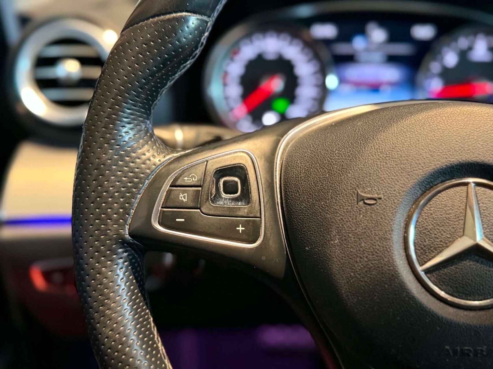 Billede af Mercedes-Benz E220 d T 2,0 D Avantgarde 9G-Tronic 194HK Stc Aut.