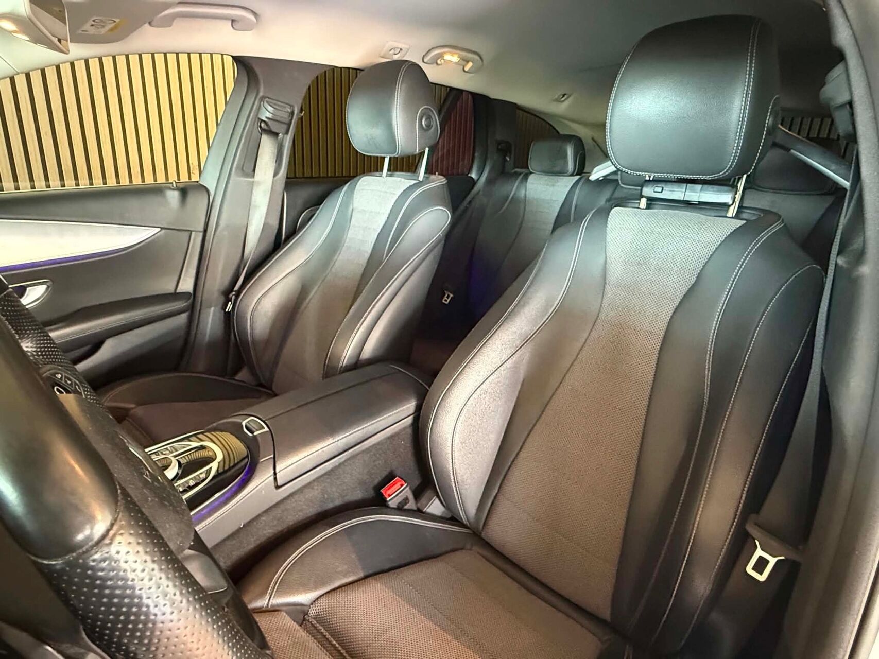 Billede af Mercedes-Benz E220 d T 2,0 D Avantgarde 9G-Tronic 194HK Stc Aut.