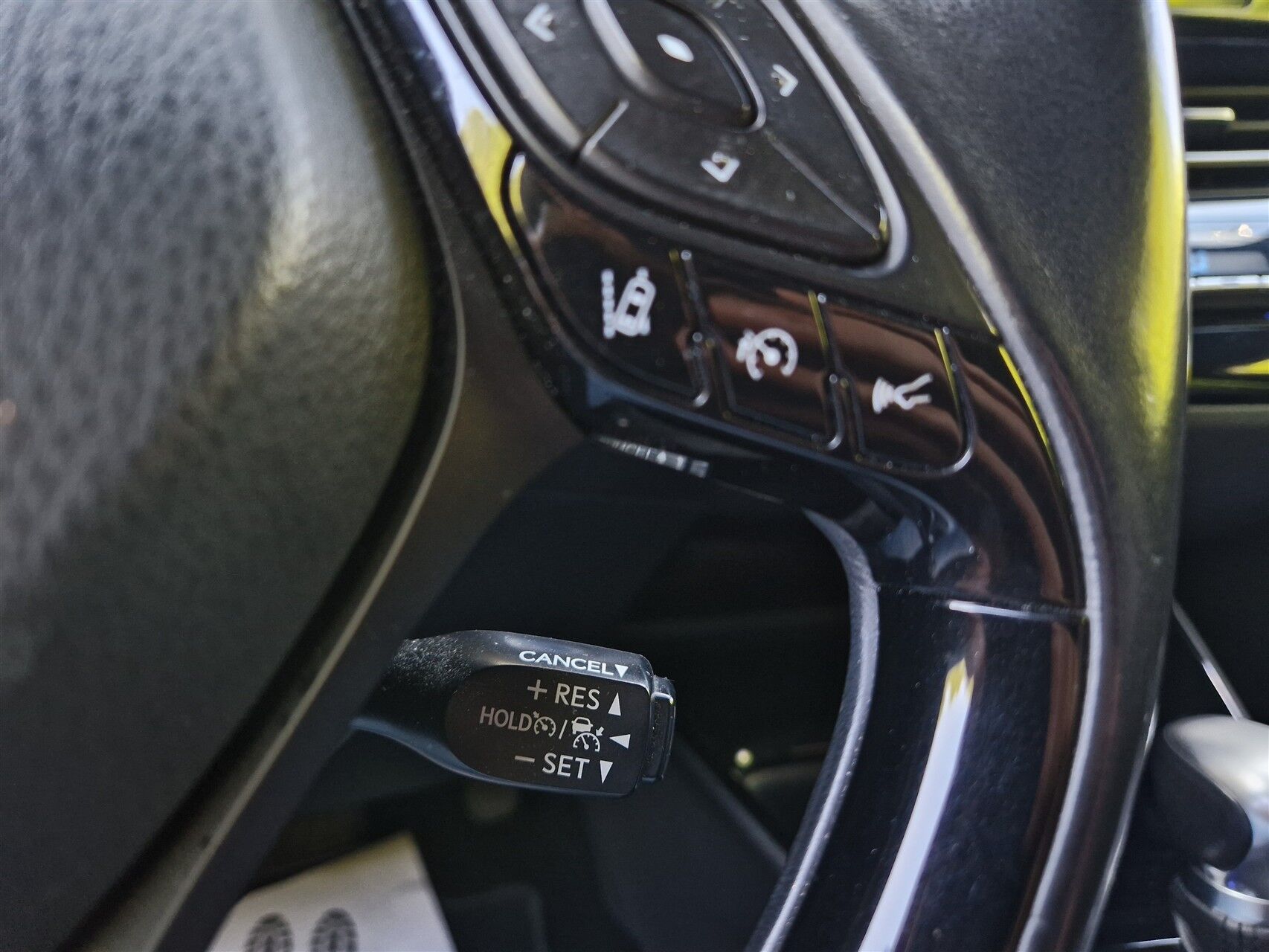 Billede af Toyota C-HR 1,8 Hybrid First Edition Multidrive S 122HK 5d Aut.