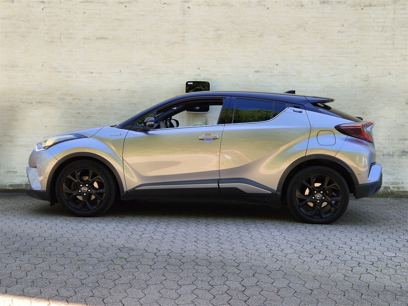 Billede af Toyota C-HR 1,8 Hybrid First Edition Multidrive S 122HK 5d Aut.