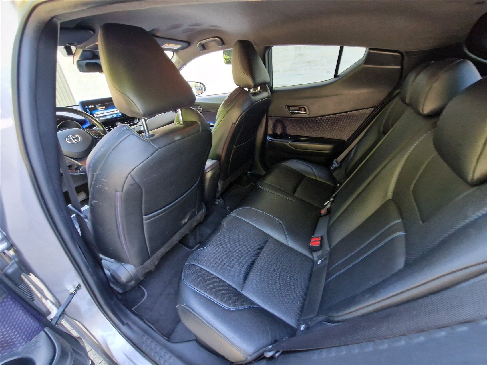 Billede af Toyota C-HR 1,8 Hybrid First Edition Multidrive S 122HK 5d Aut.