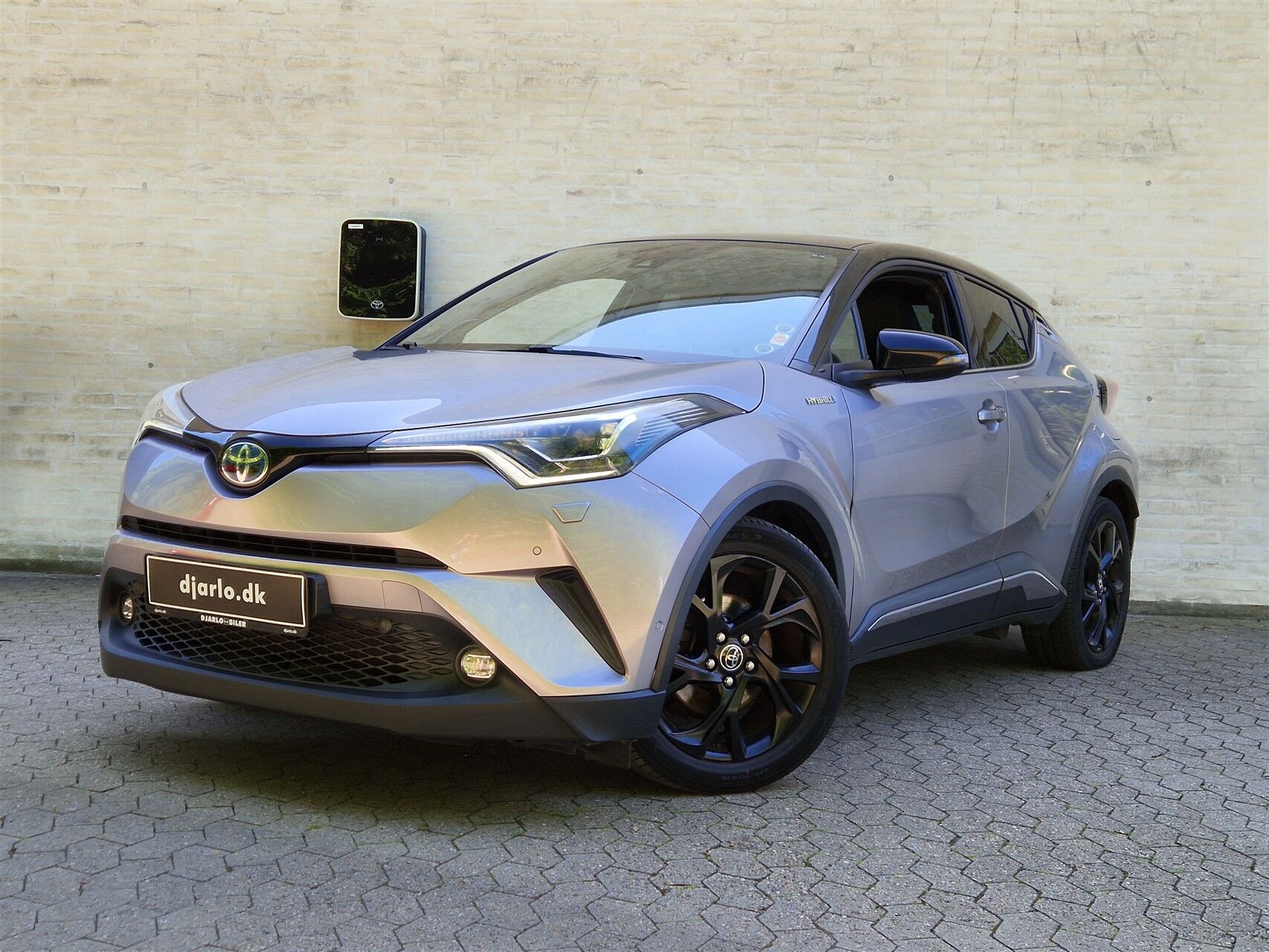Billede af Toyota C-HR 1,8 Hybrid First Edition Multidrive S 122HK 5d Aut.