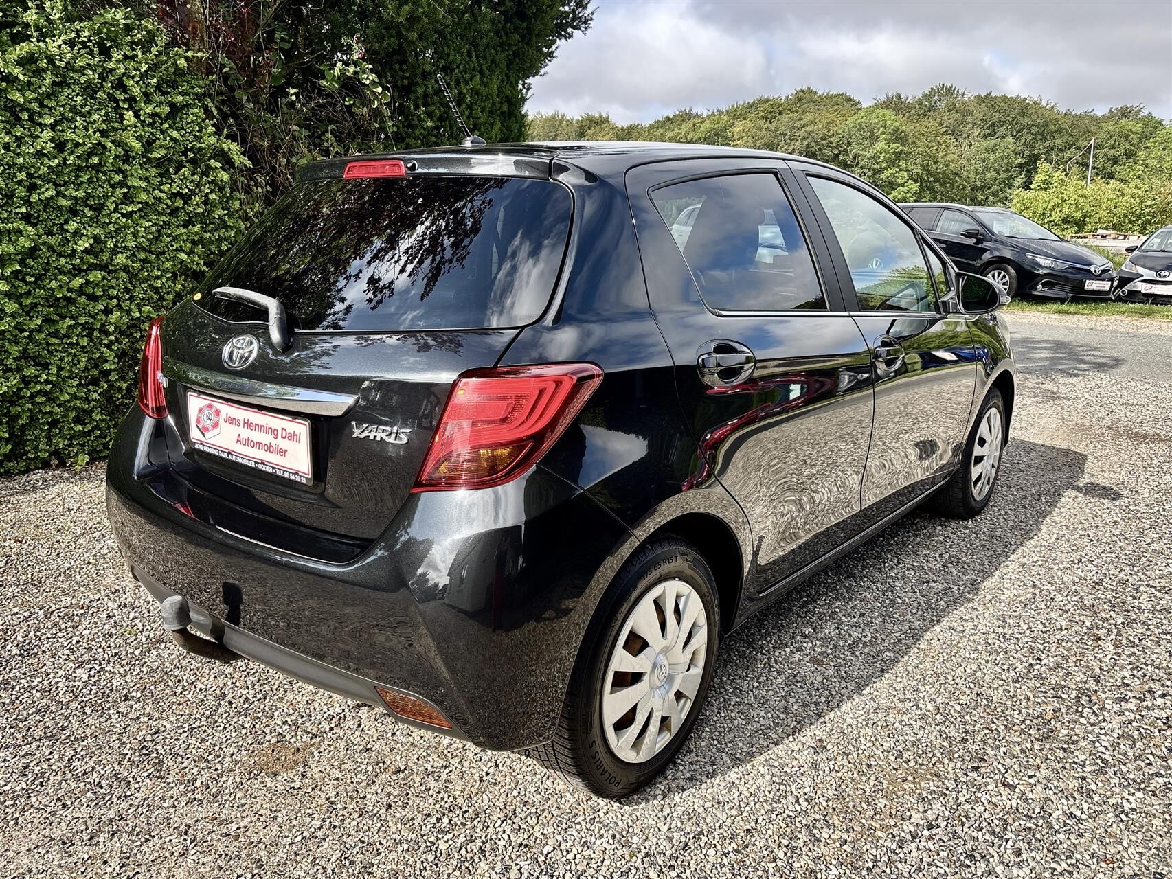 Billede af Toyota Yaris 1,3 VVT-I Lounge Edition 100HK 5d 6g