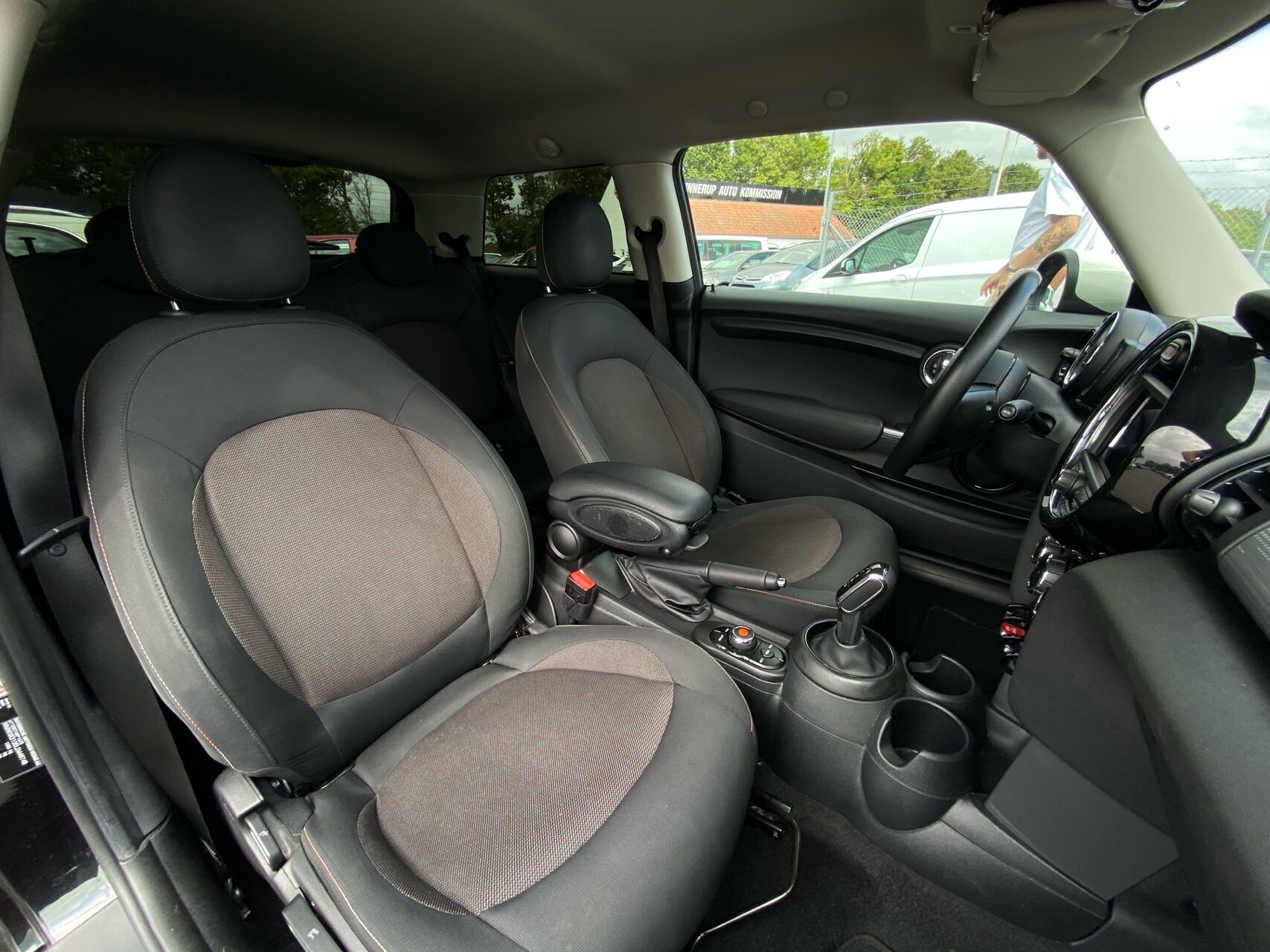 Billede af Mini Cooper 1,5 Essential Steptronic 136HK 3d 7g Aut.